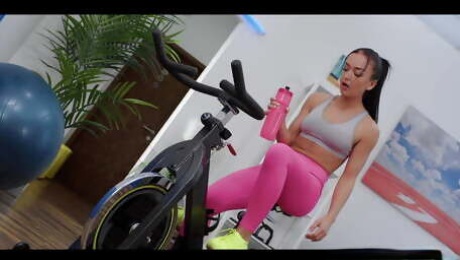 Hot futa brunette explodes with cum in the gym